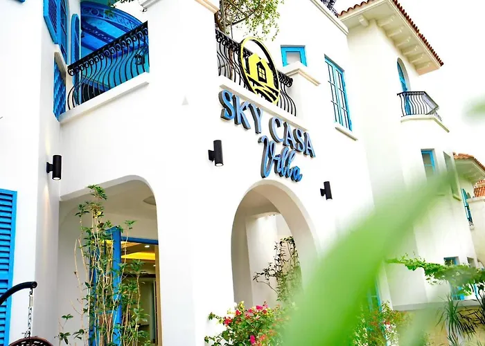 Sky Casa - Your Luxury Escape * Ha Long